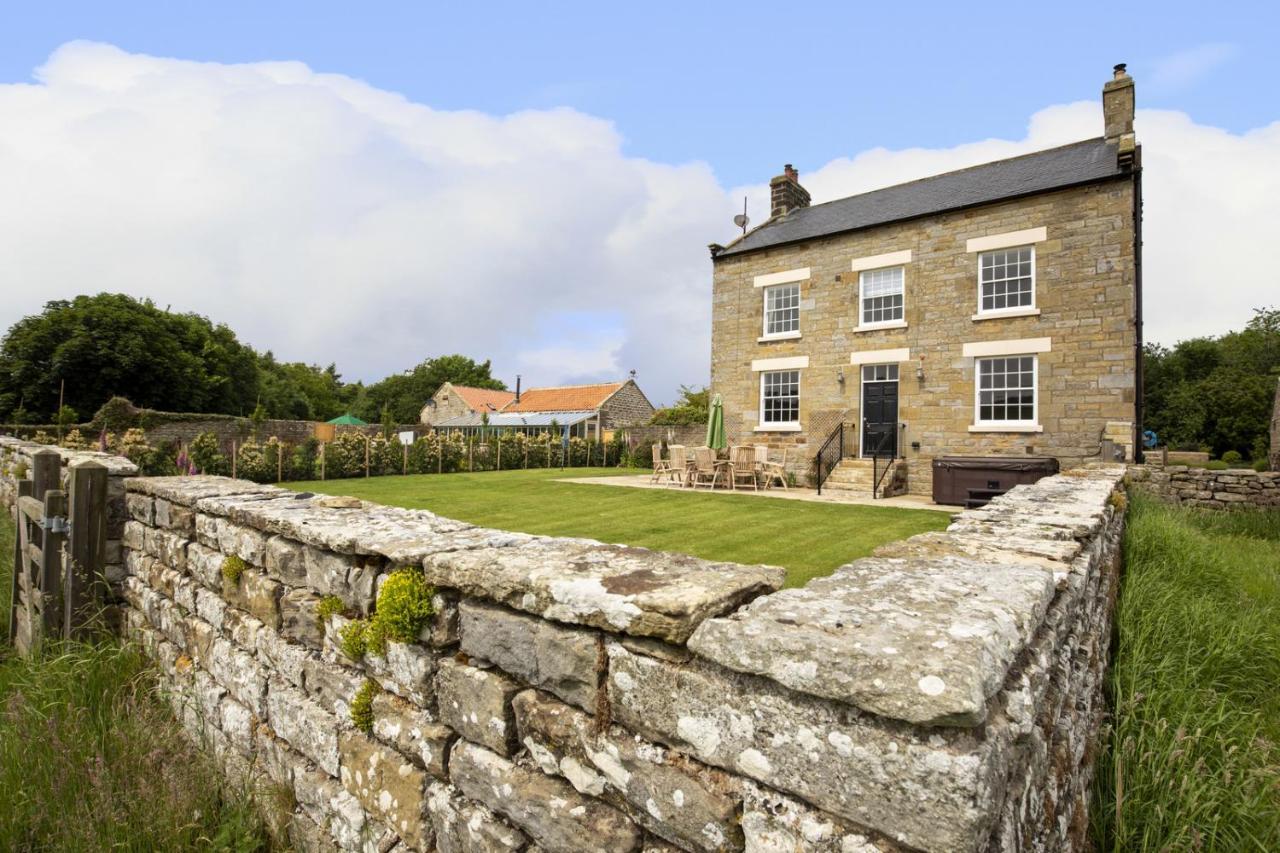 Thirley Cotes Farm Cottages Scarborough Exterior foto